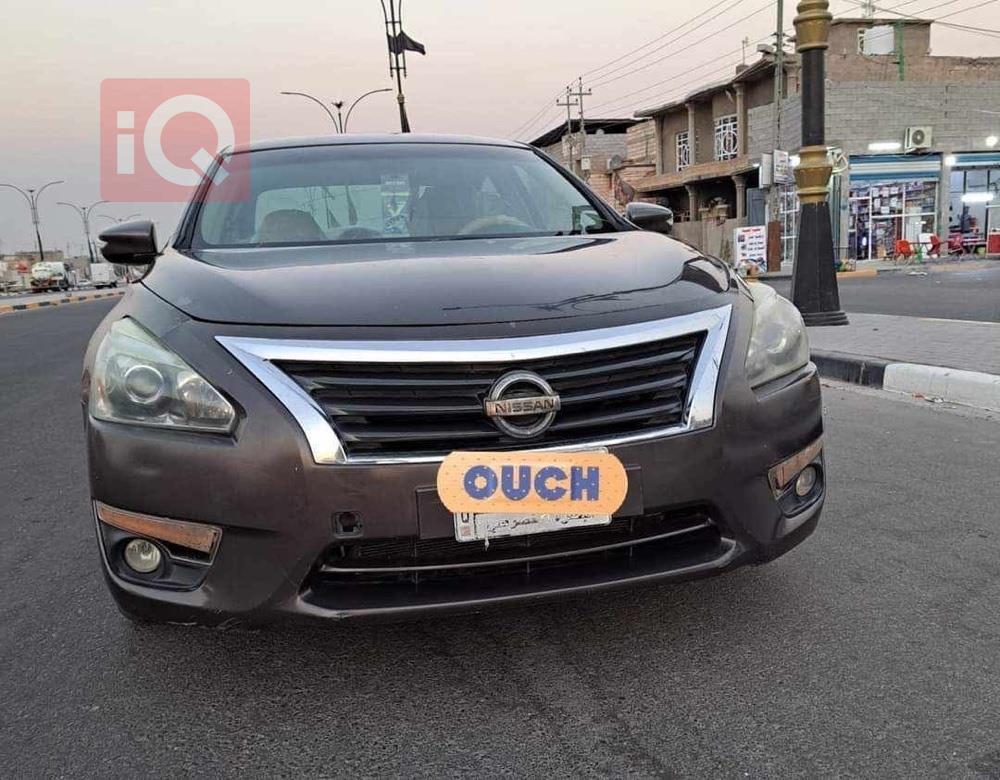 نيسان ألتيما